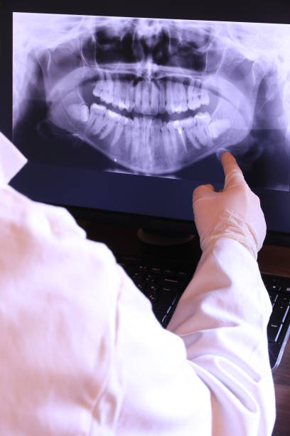 Best Emergency Care for Gum Disease in Newberry, MI